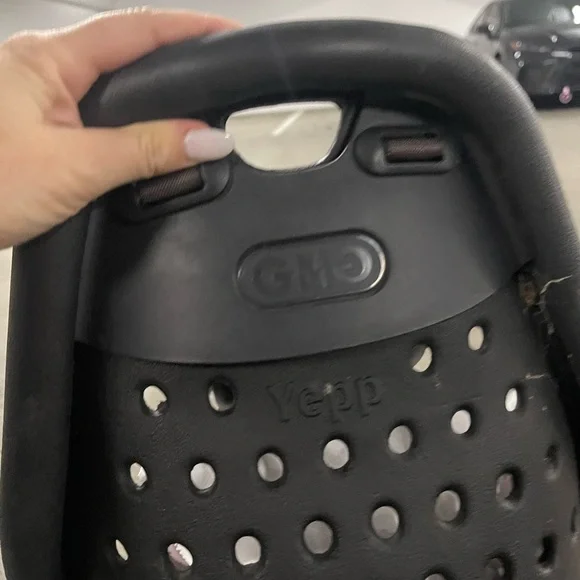 Thule Yepp Maxi Child Bike Seat, Black - Picture 6 of 11